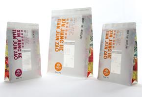 Yon javonlarning pastki choyshablari